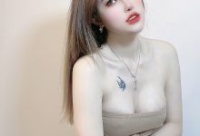 鹿八岁 - 裹胸短裙 自拍[16P-1V-875.6M]-爱图屋