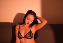 [YALAYI雅拉伊] 2020.01.16 Y521 优优《黑色尤物》[53+1P]-爱图屋