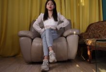 [A&F]丝足视频 054-美女XiaoGui展示棉袜裸足 [1V-2.56G]-爱图屋