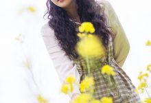 [TouTiao头条女神] 2020-04-20 钟晴 油菜花的晴天-爱图屋