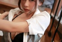 [XiuRen秀人网] 2021.04.12 No.3291 尹甜甜 [100+1P]-爱图屋