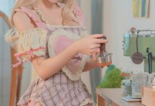 咬人小小兔(咬一口兔娘) - 3月作品『居家甜妹』&超级敏感 [76P1V-1.63G]-爱图屋