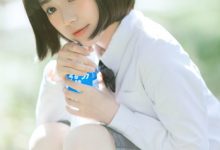 日系清纯美女学生制服养眼图片-爱图屋