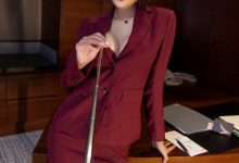 [XiuRen秀人网] 2021.10.09 No.4038 Emily尹菲 [70+1P]-爱图屋