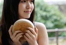 佐山すずか写真集「週末彼女」-爱图屋