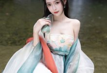 王馨瑶yanni 《绿色古装瀑布》原版写真 [112P-312MB]-爱图屋