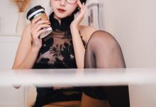 不呆猫-黑旗袍过膝袜御姐[42P-100MB]-爱图屋