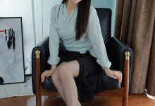 [IESS异思趣向] 2024.07.14 丝享家 1793 小婕《灰色丝》[87P-74.7M]-爱图屋