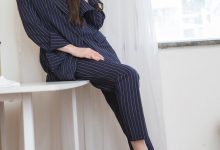 Sia不吃鱼 - 条纹职业装 [128P-1.26GB]-爱图屋