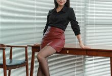 [IESS异思趣向] 2024.10.28 丝享家 1883 小婕《红棕丽人》[87P-82MB]-爱图屋