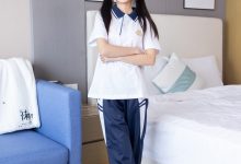 [BoBoSocks袜啵啵]NO.445 稚予 长靴、马丁短靴、黑丝、白棉袜[145P+1V／5.39GB]-爱图屋