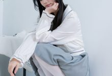 [BoBoSocks袜啵啵]NO.468 甜甜圈-高跟凉鞋、厚白丝、裸足、丝袜和裸足踩蓝莓剧情[150P+1V／7.57GB]-爱图屋