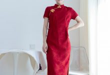 物恋传媒 NO.2236 茯苓-红色低跟鞋、厚款红色丝、皮筋绑脚老头乐挠脚剧情[161P-1V-4.06G]-爱图屋