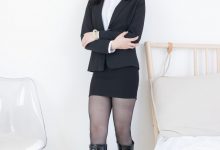 物恋传媒 NO.2306 青柠-高跟长靴、薄黑丝（脚尖加固款）、ol制服[260P-1V-6.48G]-爱图屋
