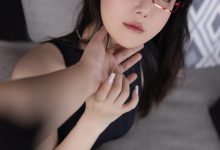 鱼子酱《眼镜娘》原版写真 [120P-1.29G]-爱图屋