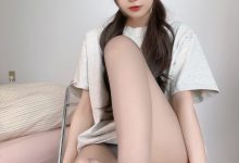 布丁大法 – 灰丝玉足[20P+2V-206.5M]-爱图屋