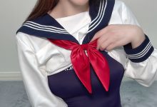 鹿八岁baby –  白丝水手服[35P-107.2M]-爱图屋