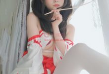 白银81 –  神社小狐狸[93P+7V-596.2M]-爱图屋