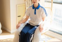 足愉心 NO.031 奶芙（搭配：校服、帆布鞋、白色棉袜、裸足）[110P+2V／15.4GB]-爱图屋