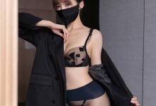 [XiuRen秀人网] 2025.10.16 No.10880 陆萱萱 [77+1P]-爱图屋