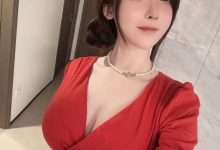 一小央泽-红色Mommy[74P+2V-768MB]-爱图屋