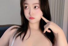 微密圈-爱喝牛奶的墩墩[白色针织裙[21P+2V-80MB]-爱图屋
