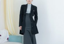 物恋传媒 No.2533 茯苓-短靴、厚黑丝、皮筋绑脚老头乐挠脚 [159P1V-4.04GB]-爱图屋