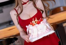 咬一口兔娘(Yiko湿润兔) –  2025年12月 圣诞生日限定 Birthday Party[48P+1V-1.02G]-爱图屋