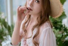 [YALAYI雅拉伊] 2020.06.02 Y652 上官莹莹《从花园到闺房》[62+1P]-爱图屋