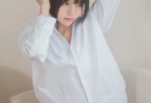 COS 桜桃喵 – 白衬衫散发 [494P]-爱图屋