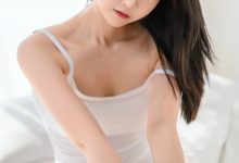 [鳗鱼霏儿]白色小背心 [41P/1V]-爱图屋