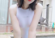 Coser小姐姐白银81 – 白色竞泳 [83P2V-480MB]-爱图屋