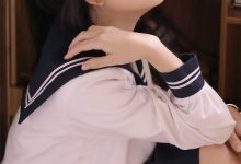 日系校服美女大胆制服诱惑写真-爱图屋