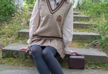 [袜觅社] 小雪 超短裙黑丝高跟美腿足秀 [71p+1V+1.61G]-爱图屋