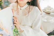 气质美女蕾丝白裙清新写真图片-爱图屋