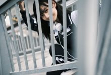 [YITUYU艺图语]2022.04.06 校服 飞鸟咕咕-[22+1P／526MB]-爱图屋
