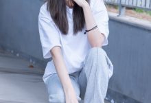 [BoBoSocks袜啵啵]NO.012 泡芙-运动鞋、白棉袜、裸足[132P+1V／3.64GB]-爱图屋