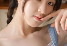 丰满美女细长美腿大胆美女写真-爱图屋