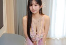 [XiuRen秀人网] 2025.11.21 No.11020 小肉肉咪 [70+1P]-爱图屋