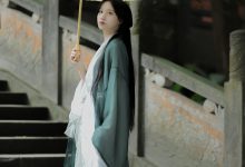 [YITUYU艺图语]2022.02.18 人间忽晚，山河已秋 半夏夏夏[21+1P／208MB]-爱图屋