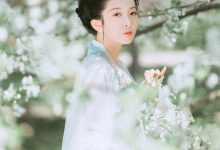 [YITUYU艺图语]2021.10.30 花朝 Simple[21+1P／283MB]-爱图屋