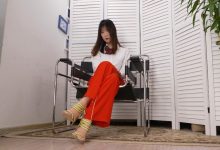 [A&F]丝足视频 092-美女王佳性感展示透明肉色袜美脚 [1V-3.56G]-爱图屋