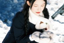 [YITUYU艺图语]2022.12.30 初雪在说我爱你 小霜[25+1P／136MB]-爱图屋