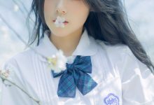 [YITUYU艺图语]2022.08.04 吉野吉野 静鏡婧[33+1P／261MB]-爱图屋