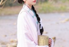 [YITUYU艺图语]2021.11.06 春江 沂越[22+1P／253MB]-爱图屋