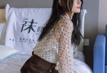 [BoBoSocks袜啵啵]NO.110 苏苏-高跟鞋、肉丝[140P+1V／5.82GB]-爱图屋