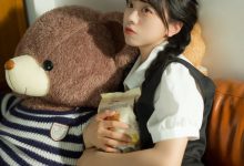 [YITUYU艺图语]2022.07.12 秘密说给小熊听 可爱泡泡呀[33+1P／308MB]-爱图屋