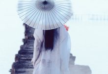[YITUYU艺图语]2022.07.15 暮空照水 兔子Zzz不吃胡萝卜[31+1P／341MB]-爱图屋
