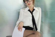 [IESS异思趣向] 2022.09.20 丝享家 .1213 小婕《可甜可盐眼镜娘》[93P-97.5M]-爱图屋
