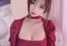 白嫩美少女鬼畜瑶 - 红色毛衣 [50P2V-102MB]-爱图屋